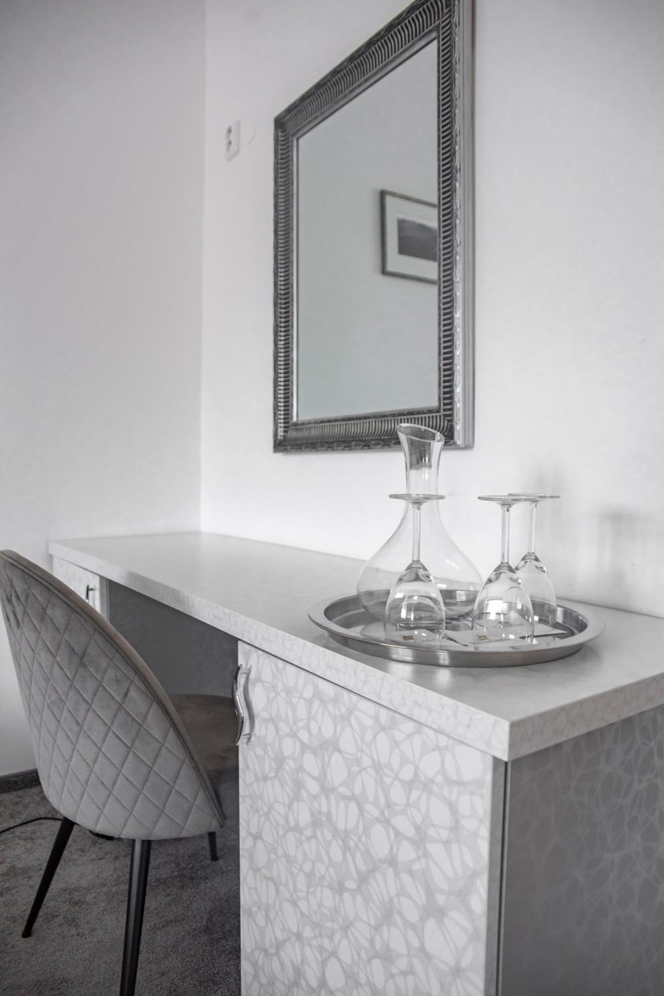 Classic Apartmany Trinec Exterior photo